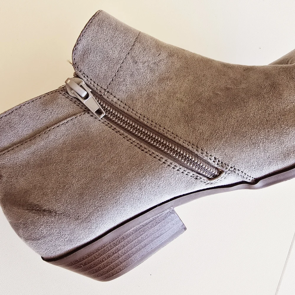 NEW! Sam Eldemen Ankle Booties with Suede Finish